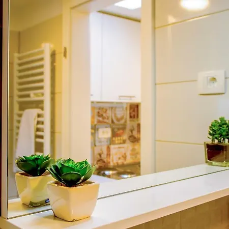 Bed and Breakfast The Little Gem 4*