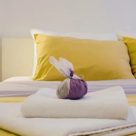 The Little Gem Bed & Breakfast 3*