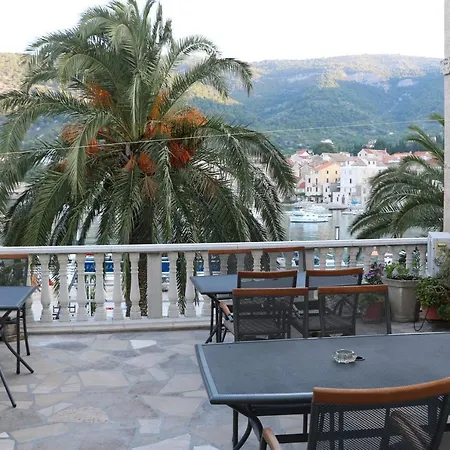 The Little Gem Отель типа 