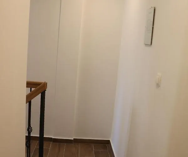 The Little Gem Комижа